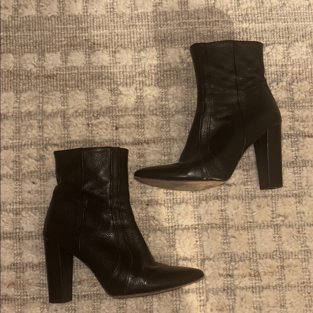 Veronica Beard Black Heeled Boots Classic Design